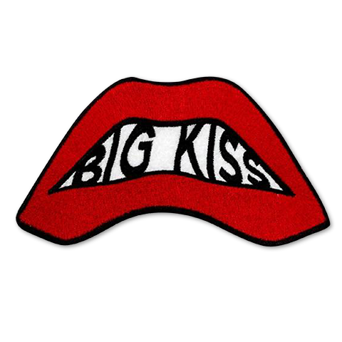 Big Kiss-gallery-14355403964531
