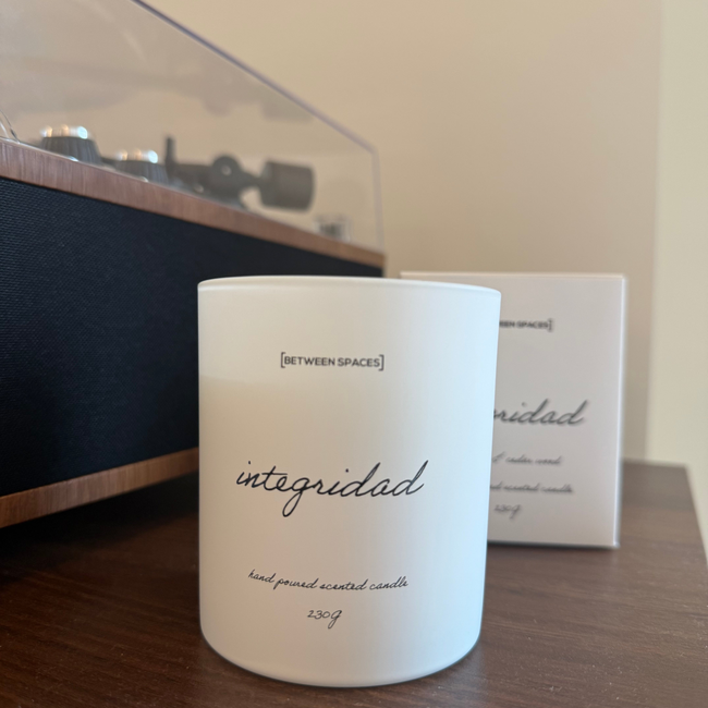 Integridad Candle-gallery-45063543488766