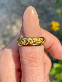 Vintage yellow 18K gold Carrera y Carrera Infinito El Beso lovers band, size 7.5