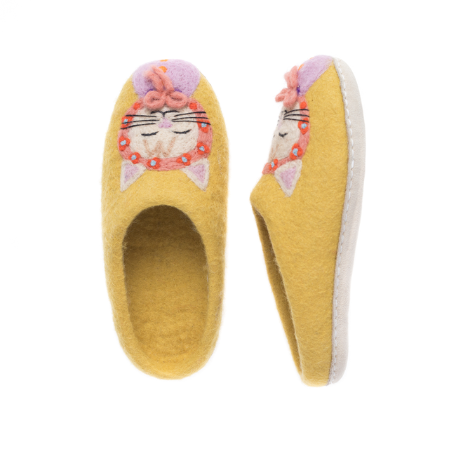 1061SLP Kitty Slipper Yellow.jpg