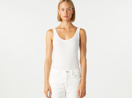 Billie <br> Alabaster