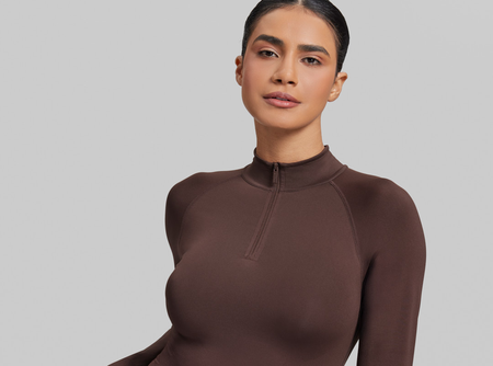 Ultrasculpt Longline Form-Fitting Seamless Thumb Hole Twill Knit Half-Zip Top