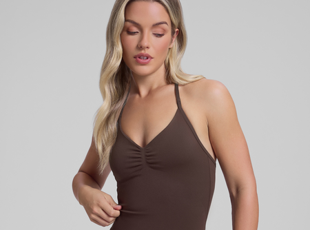 Ultrasculpt Longline Halterneck Form-Fitting Built-in Bra Twill Knit Tank Top
