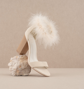 The Sasha | Beige Feathered ankle block heel