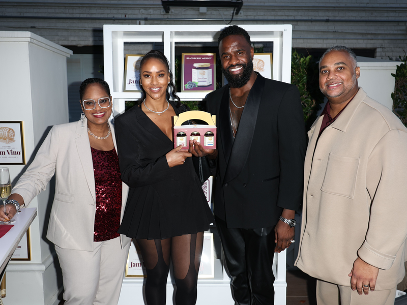 The Brightest Stars in Television Shine at GBK's 19th Annual Luxury Lounge Presented by Oro Ventro Parfum & Burj Bites