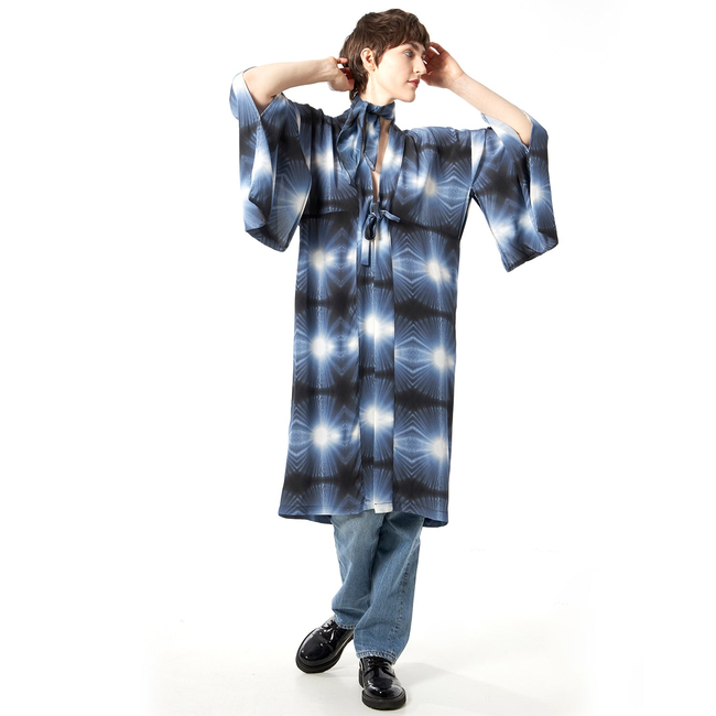 Babs Kimono: A Silk Masterpiece Inspired by NYC Rain-gallery-45252171628840