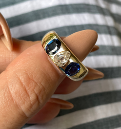 Antique yellow 14K approx .3 ctw old mine pear cut diamond and 1 ctw sapphire 3 stone ring, size 6.7
