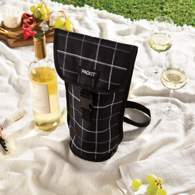 2022_Lifestyle_Wine-Bag_Black-Grid_Hires.jpg