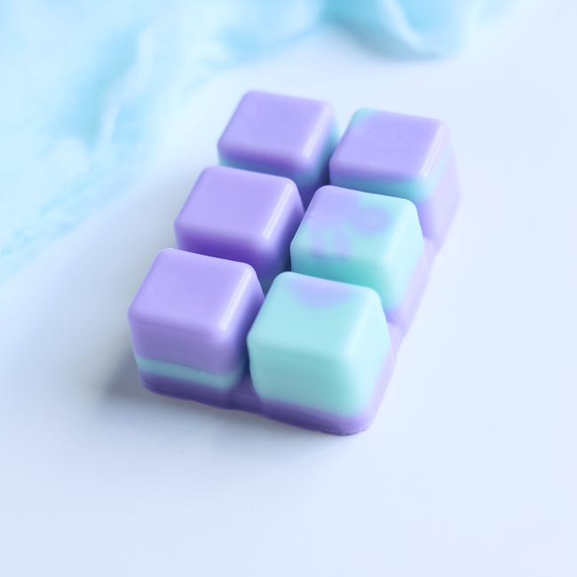 Twist Clamshell Coconut Wax Melts – Aqua & Lilac (3 oz)-gallery-35358242766918