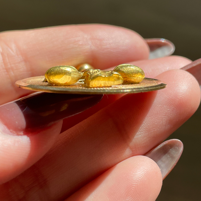 Vintage yellow 18K large UnoAerre Libra statement medallion-gallery-51167873106235