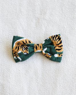 El Tigré Green Print Bow Tie