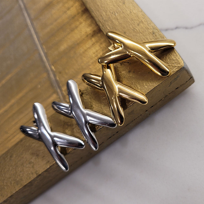 Beso "X" Stud Earrings-gallery-42474084991226