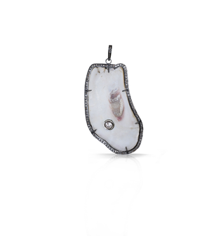 Medium Oyster Diamond Pendant