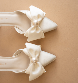 The Colette | Ivory Pearl Bow Bridal Heel