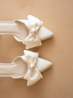 The Colette | Ivory Pearl Bow Bridal Heel