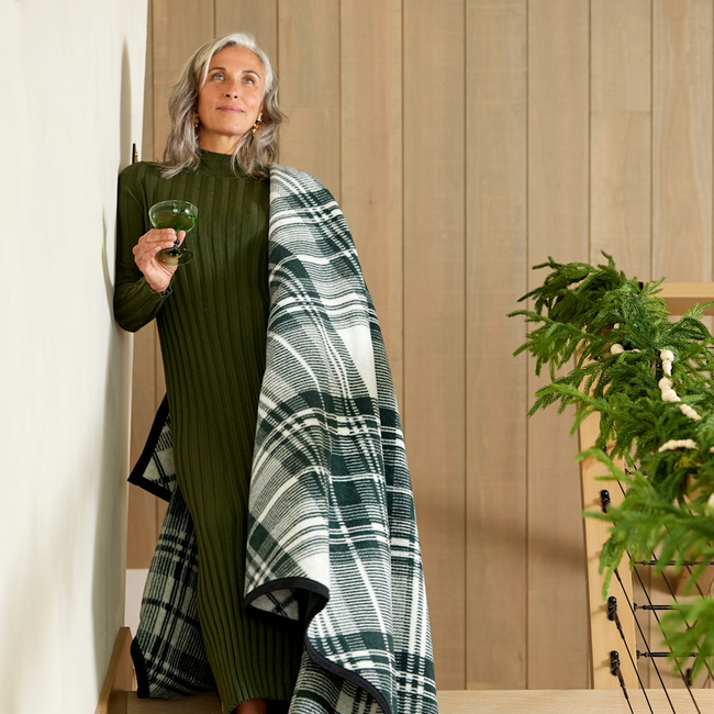 Fraser Plaid Blanket-gallery-35565702119597