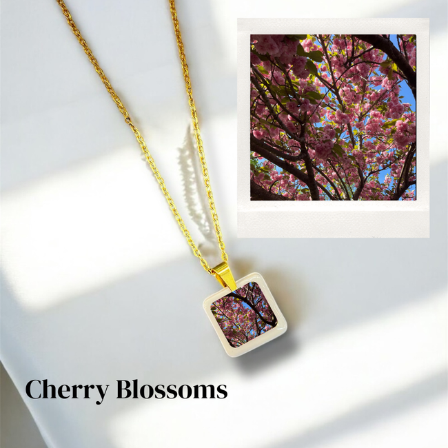 Polaroid Necklaces-gallery-43098123206914