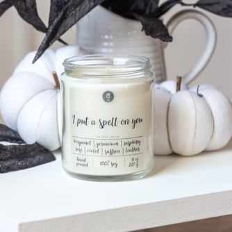 Halloween Candle I put a spell on you - 8 oz | Bergamot + Geranium + Rose + Violet + Raspberry + Saf