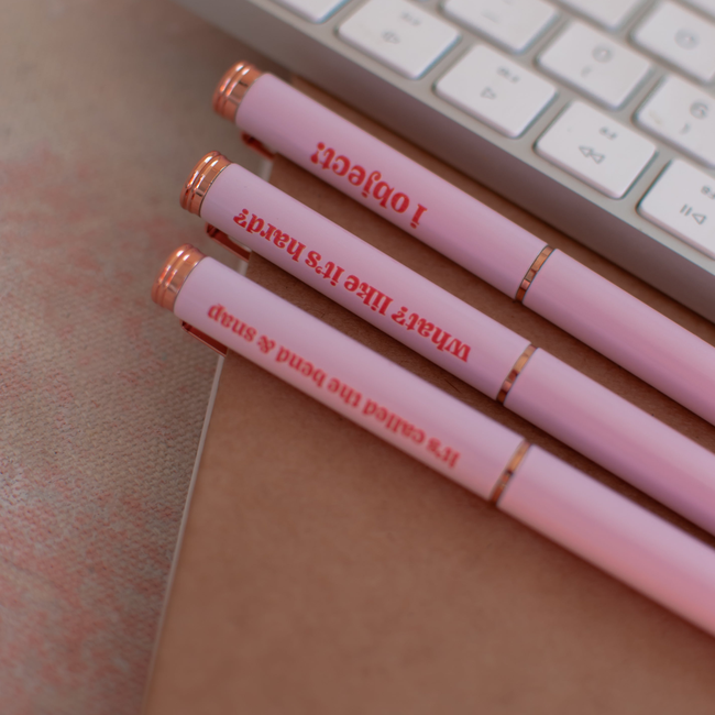 It’s Giving Elle Woods 3-Piece Pen Set-gallery-33262497300546