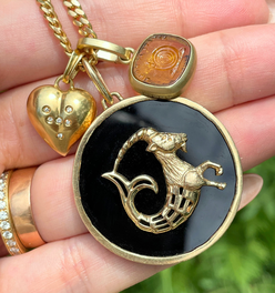 Vintage yellow 14K gold onyx Capricorn statement pendant