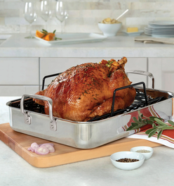 Viking 3-Ply Stainless Steel Roaster with Rack and Bonus Digital Thermometer
