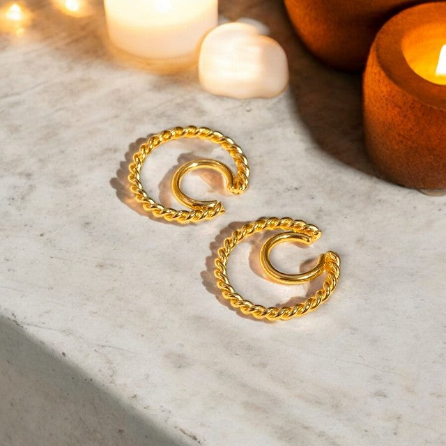 Double Twist Ear Cuff-gallery-42474119627002