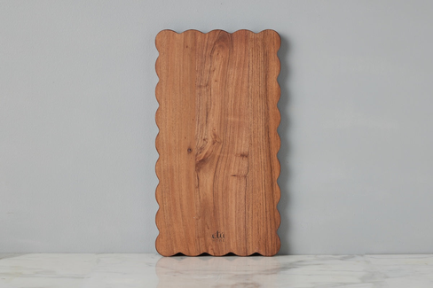 Scalloped Cutting Board, Medium Rectangle