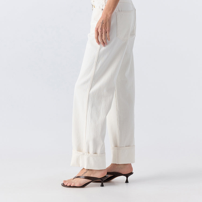 Rosalind <br> White Lotus-gallery-33523935576130