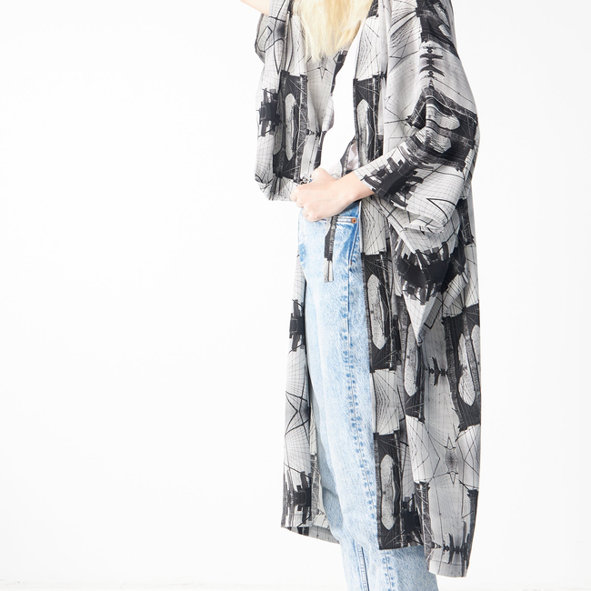 Babs Silk Kimono - Brooklyn Bridge - Black/White-gallery-40066182644008