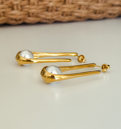 Sculptural Pearl Earrings