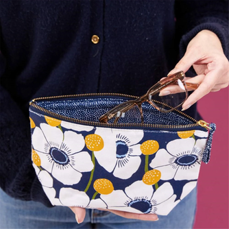 Windflower Pouch Medium