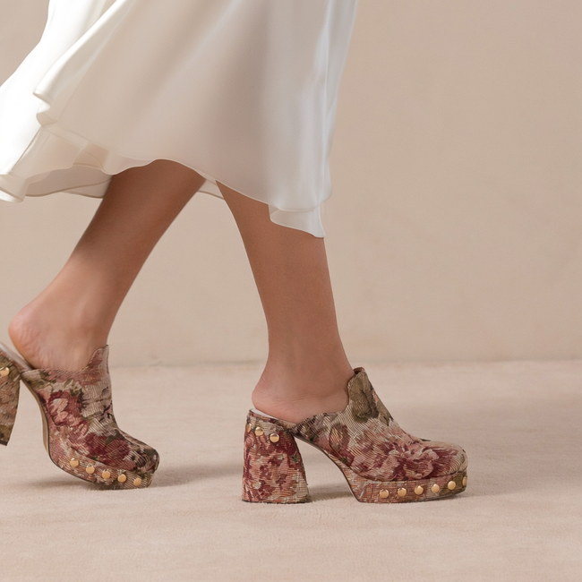 The Sierra | Mauve Tapestry Platform Clog-gallery-40131202023601