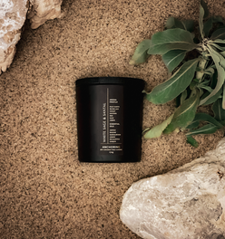 WHITE SAGE & SANTAL CANDLE