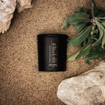 WHITE SAGE & SANTAL CANDLE