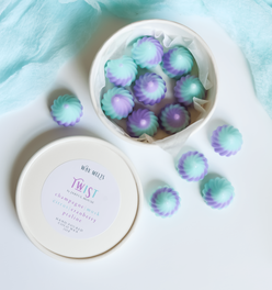 Twist Coconut Wax Melts - Kiss Shaped (2 oz Kraft Cup) – Aqua & Lilac