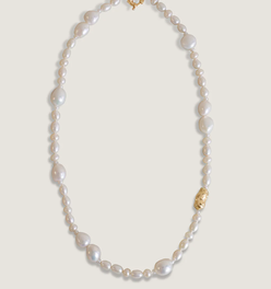 Lucy Baroque Pearl Necklace