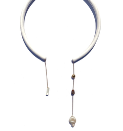 Open Choker with Pearl