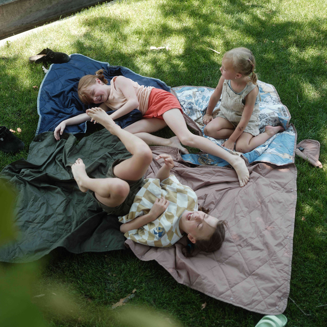 UltraPak™ MINI Kids Blanket - Packable & Puffy | Quartz-gallery-32384557580423