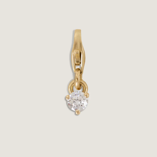 5x7_low_res_14k_solid_gold_ecom_flat_ma-eum_pendant_diamond.webp