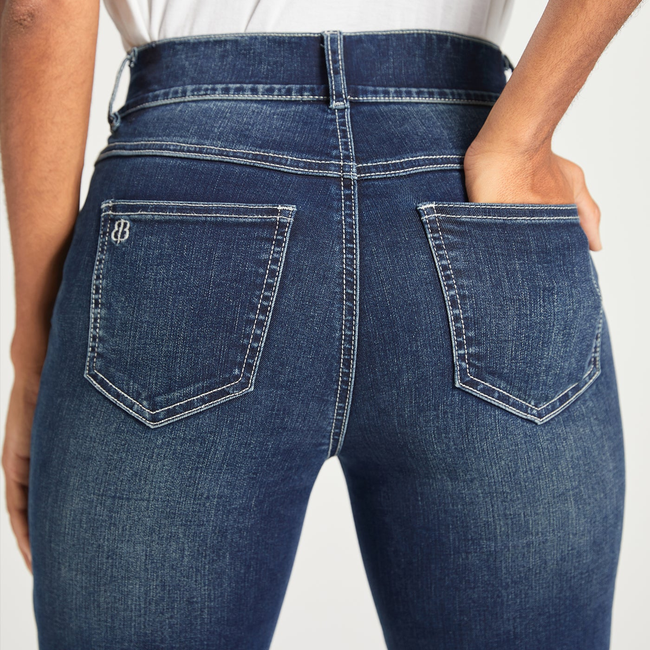 Signature Mid-Rise Denim | Skinny (Roma Wash)-gallery-41944299864316