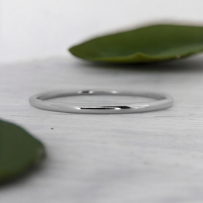 Classic High Polish Bangle-gallery-42490985611514