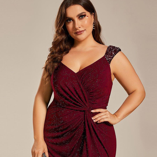 pretty NOIRE|Plus Size Glitter V-Neck High Slit Sequin Shoulder Strap Evening Dress-gallery-32647844888650