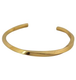 Soft Twist Cuff