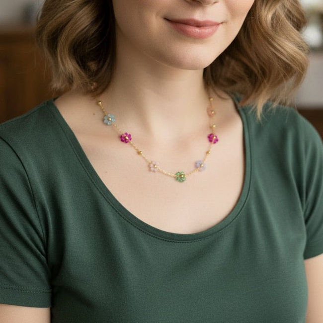 Daisy floral necklace-gallery-44655785410818