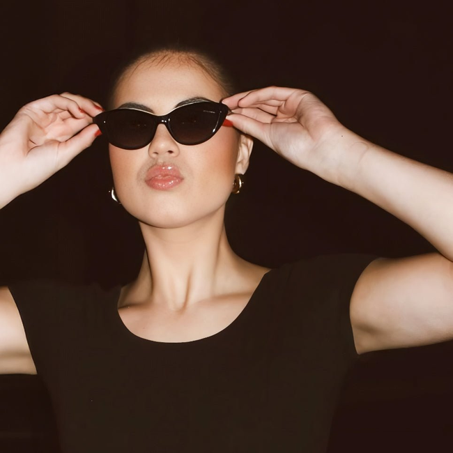 Cat Eye Small Sunglass Style Box-gallery-48693038907685