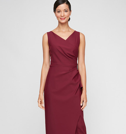 Petite Ava Sleeveless Contour Gown