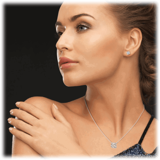 Evelyn Zirconia Heart Pendant Necklace-gallery-30352360931386