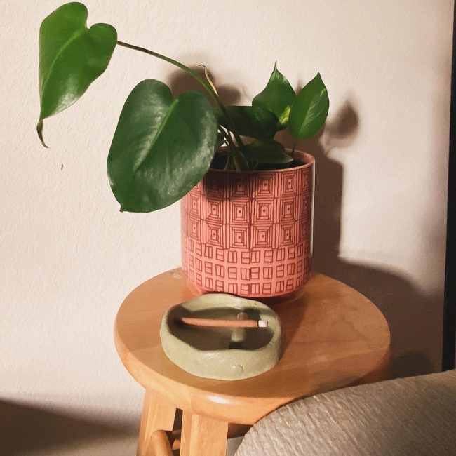 Anwụ̀rụ̀ Incense holder-gallery-52701939302674
