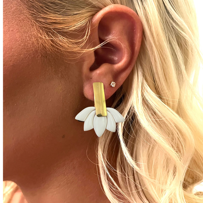 Ebony Earrings-gallery-43674622820610