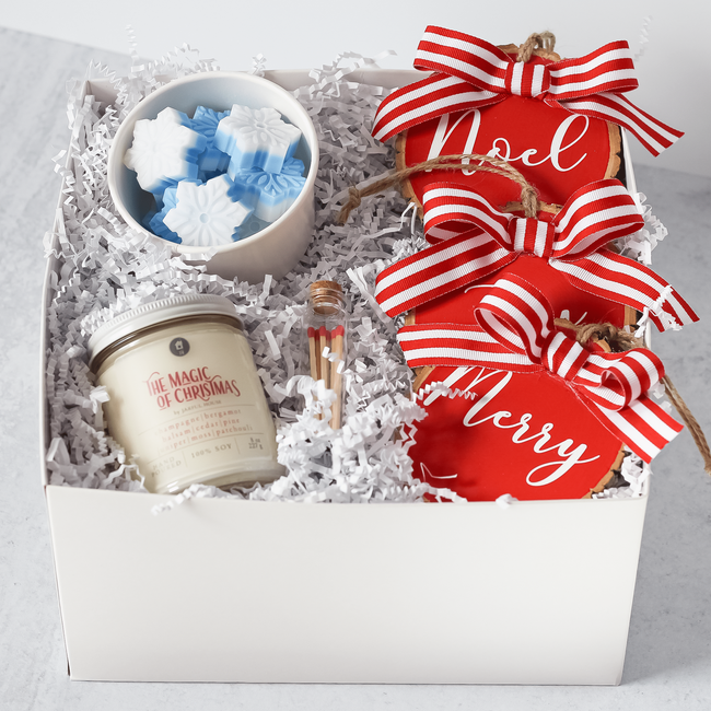 The Magic of Christmas Gift Set Candle + Wax Melts + Ornaments + Matches-gallery-30659653337158
